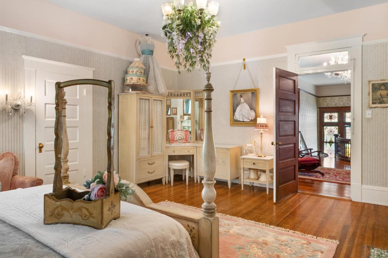 Ross Mansion Bed & Breakfast 해티스버그 외부 사진