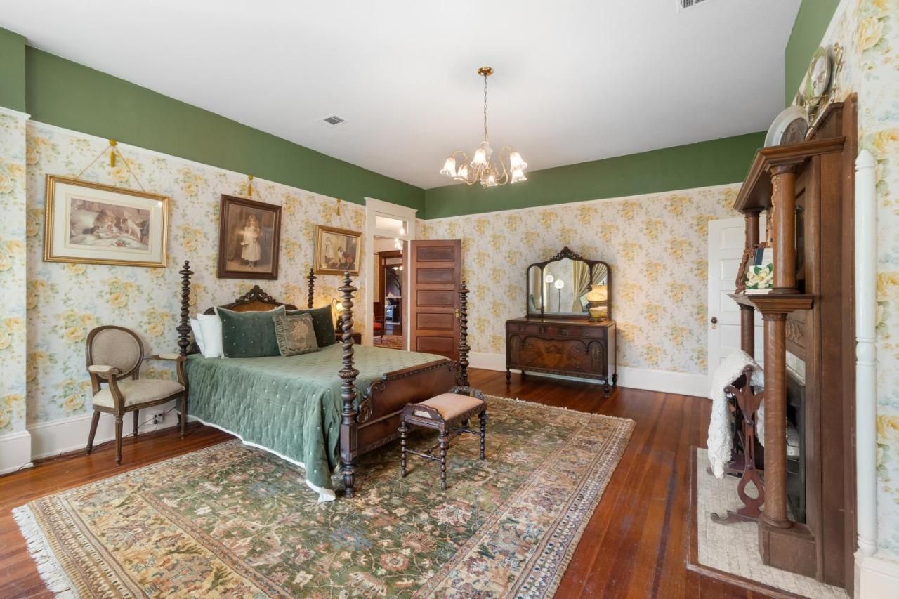 Ross Mansion Bed & Breakfast 해티스버그 외부 사진