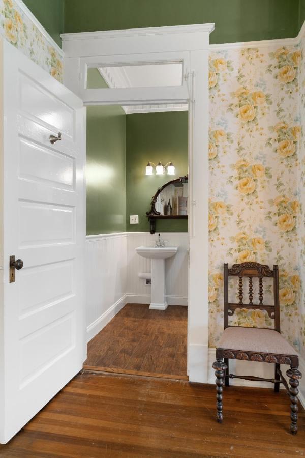 Ross Mansion Bed & Breakfast 해티스버그 외부 사진